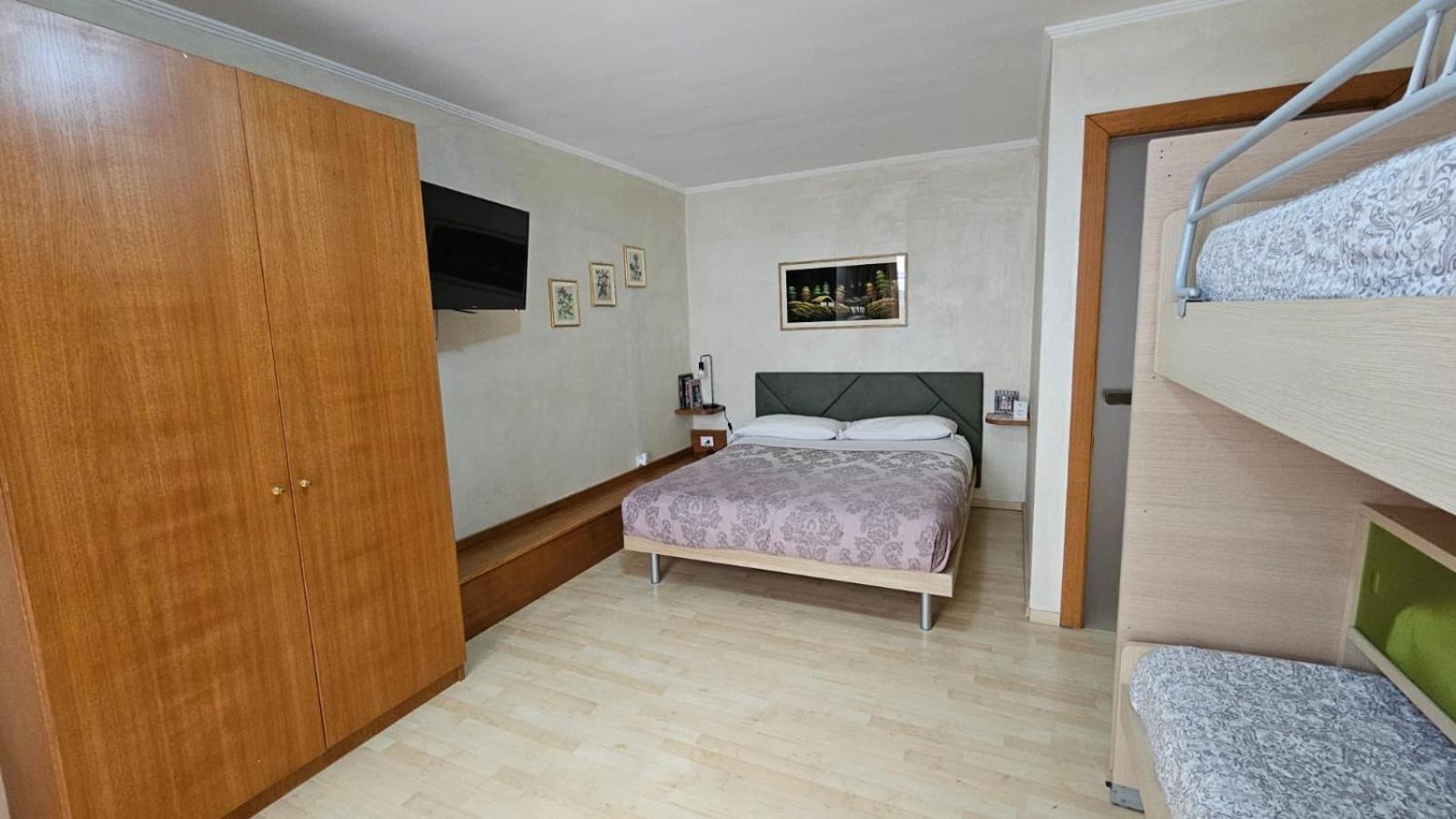 Vittoria Guest House ซาแลร์โน ภายนอก รูปภาพ