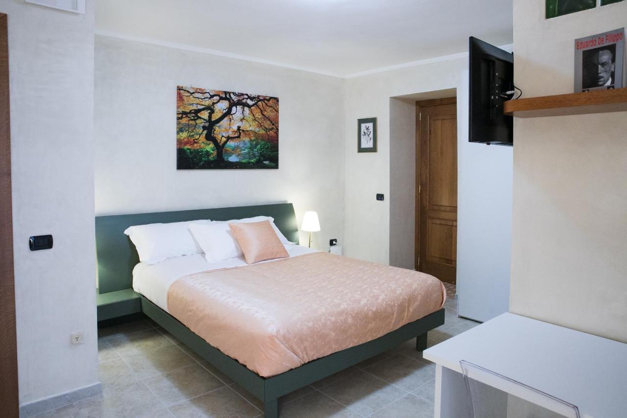 Vittoria Guest House ซาแลร์โน ภายนอก รูปภาพ