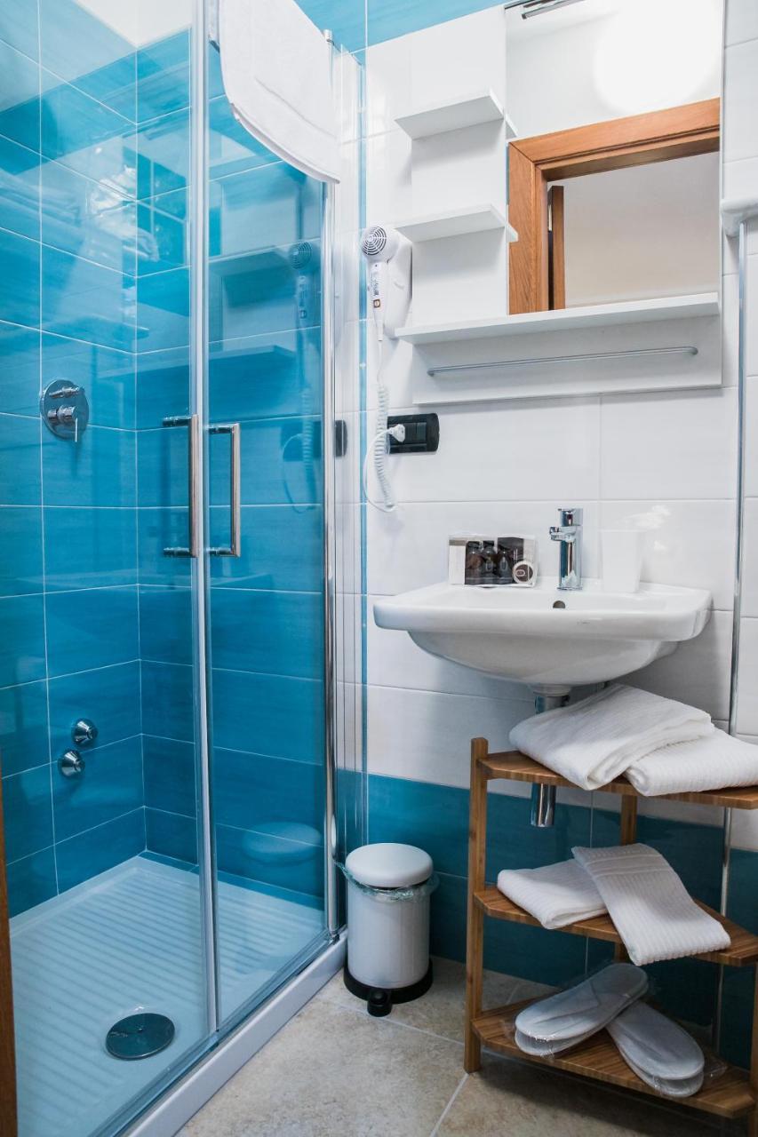 Vittoria Guest House ซาแลร์โน ภายนอก รูปภาพ
